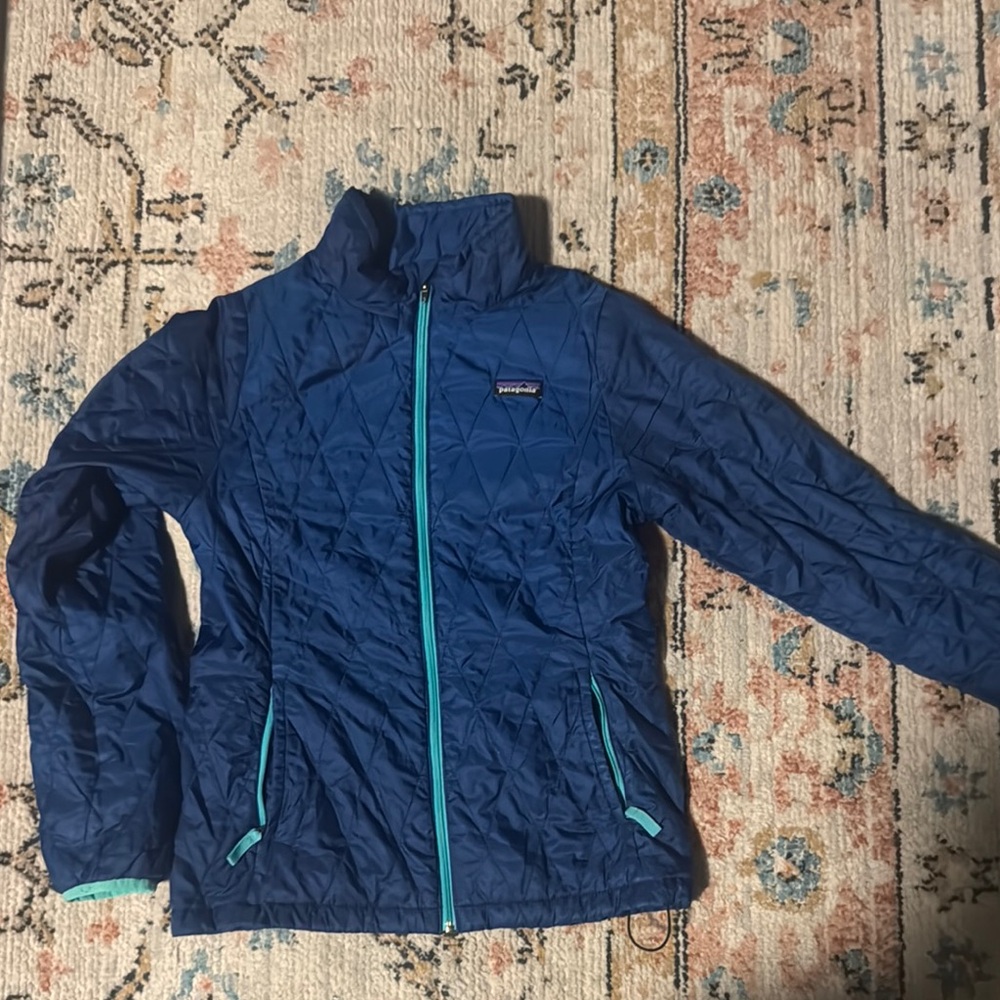 Patagonia Blue Puffer Jacket Lightweight Quilted Design